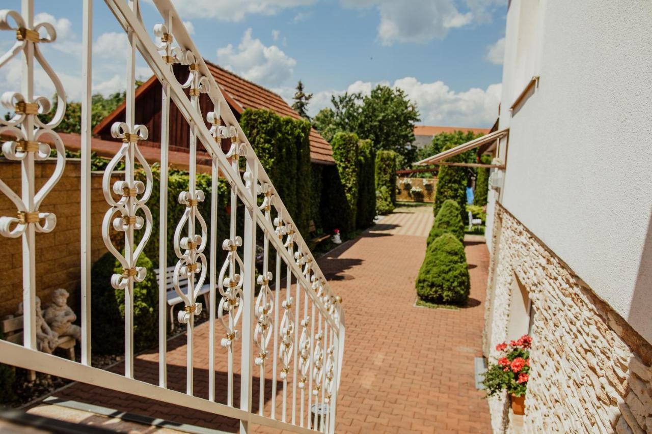 Vila Adria Hrabusice Luaran gambar