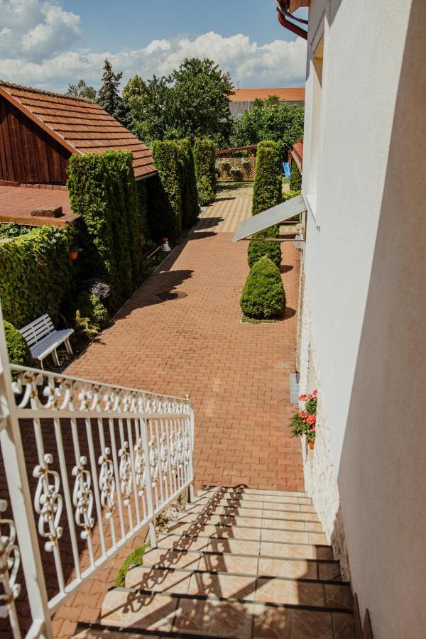 Vila Adria Hrabusice Luaran gambar